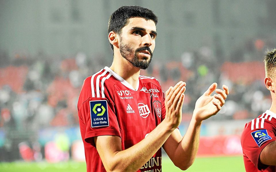 Pensez-vous qu'un transfert à l'OM de LEES-MELOU ça serait une bonne idée ???  ⚪Ⓜ️

🔄 RT pour NON
💙 FAV pour OUI

#TeamOM #OMVIL #Longoria
#Gattuso #Benatia #Gasset