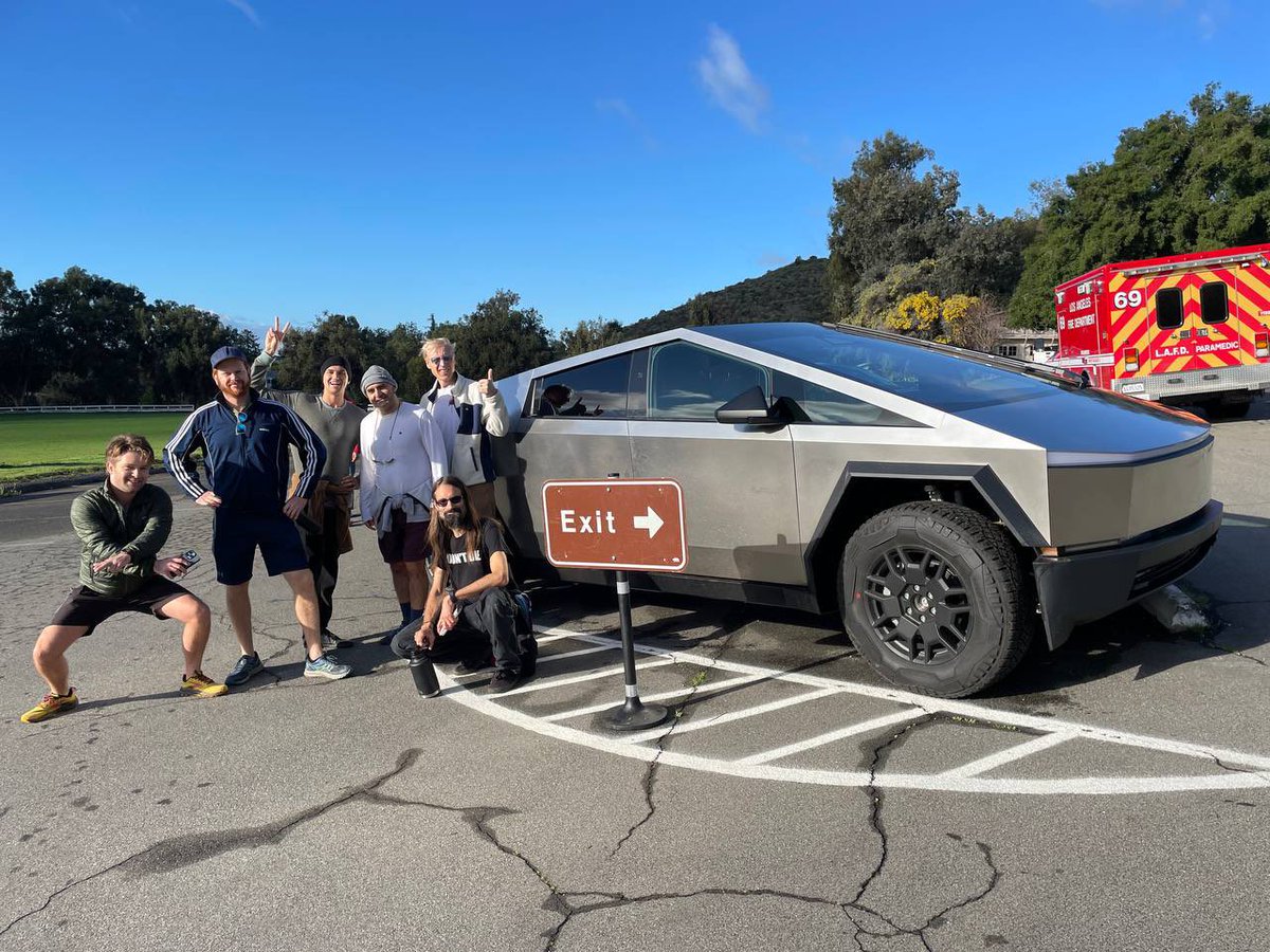 Andreas @ DynamicEyeStudios.TEZ/.ETH 🐦 tweet media