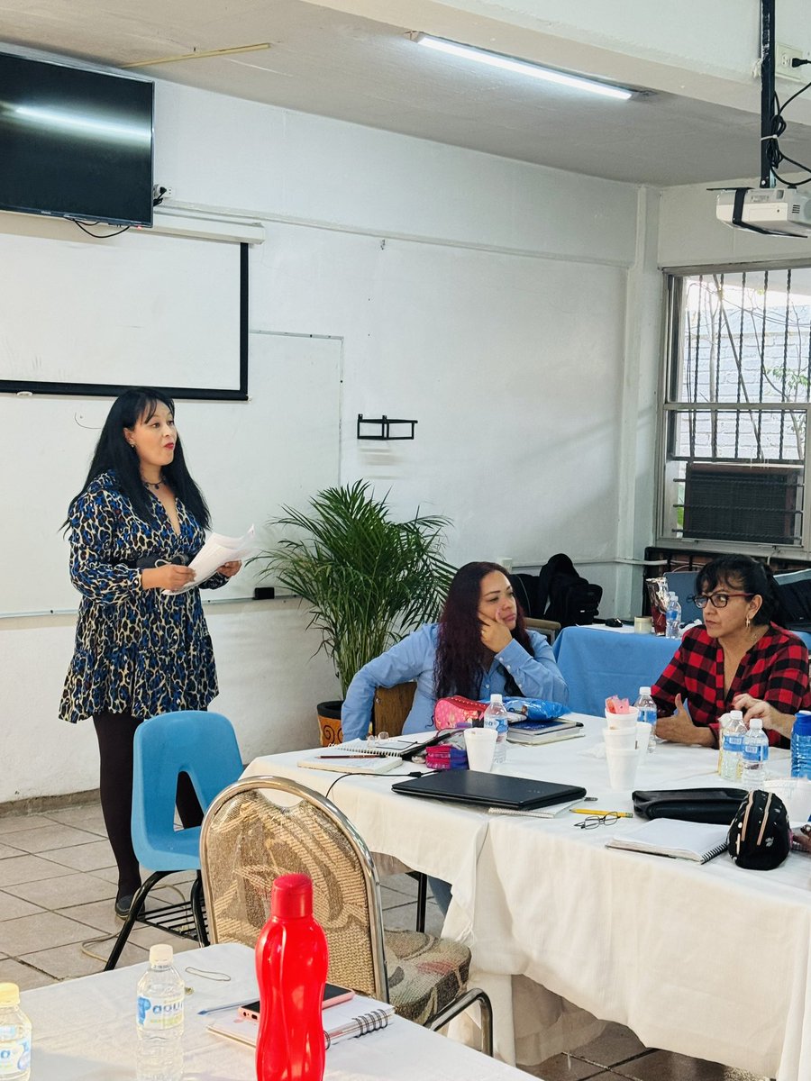 Christian_S091's tweet photo. Una experiencia afortunada, 2do Curso-Taller “El trabajo por proyectos: Una propuesta didáctica” en turno vespertino maestros y directivos de las Zonas S091/S092. 
Gracias Centro de Maestros Ixtapaluca https://t.co/ks9ytBayAV