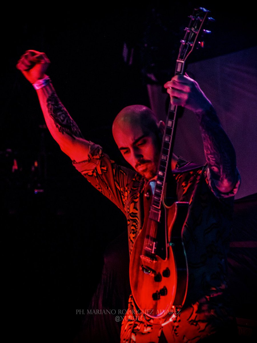 poseidotica's tweet photo. 🧿 ALQUIMIA TOUR 2024 🧿
09/03 Buenos Aires con Brant Bjork
22/03 Monte Grande
06/04 San Juan
07/04 Mendoza
🪄 Pronto más anuncios...
🎫 Entradas con descuento en este enlace: https://t.co/7RhbtJVBW6
📷 @xurulo en @MovistarArenaAR junto a @thebandGHOST https://t.co/eXe5FhsHhE