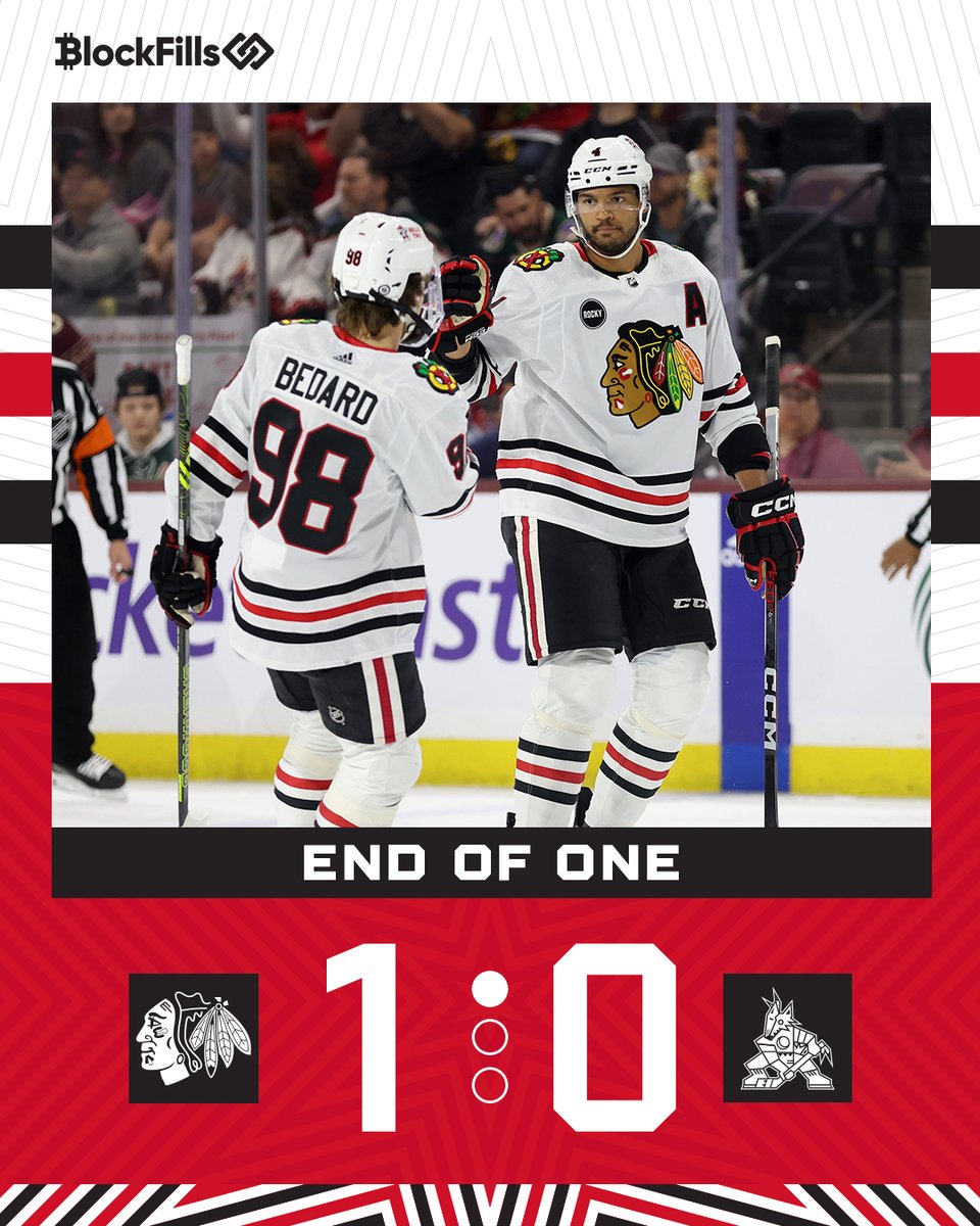 NHLBlackhawks's tweet photo. 🙂 https://t.co/NInZIKpa9h