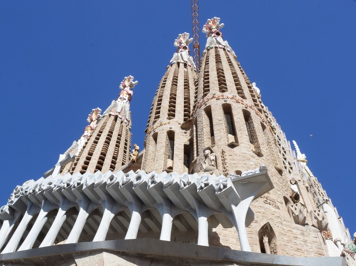 Sagrada Familia in #Barcelona had me lost for words. I wasn't sure what to expect. It's one of those places where you just have to wander around and take it all in. #travel #Spain