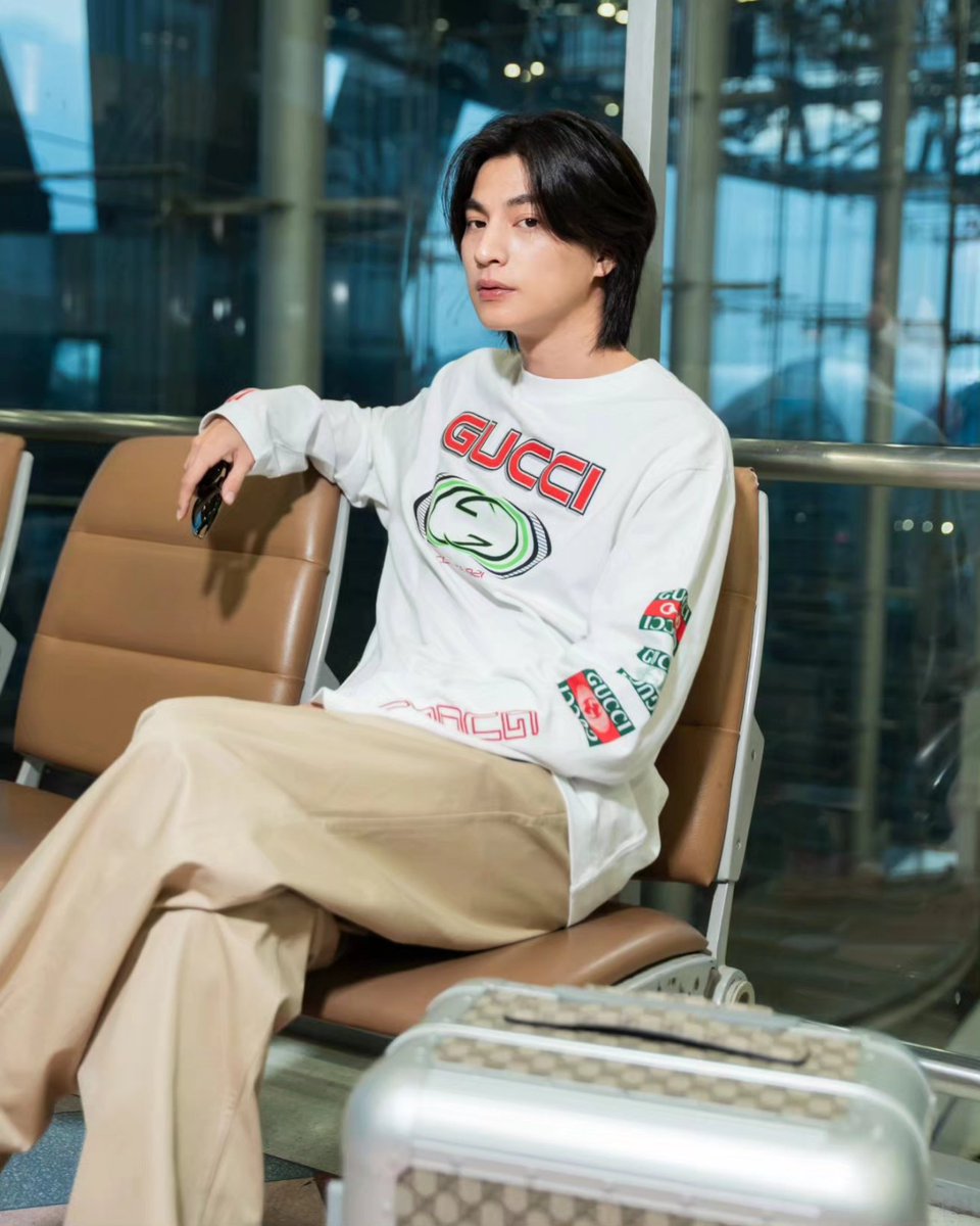 ELLE MEN Thailand tweet media