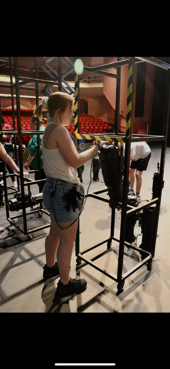 Did not have enough time to make a proper post this week so here is Kaitlynn Hurt installing a light for Dance Company. Studio Lobby. 9pm. Tomorrow. Be there