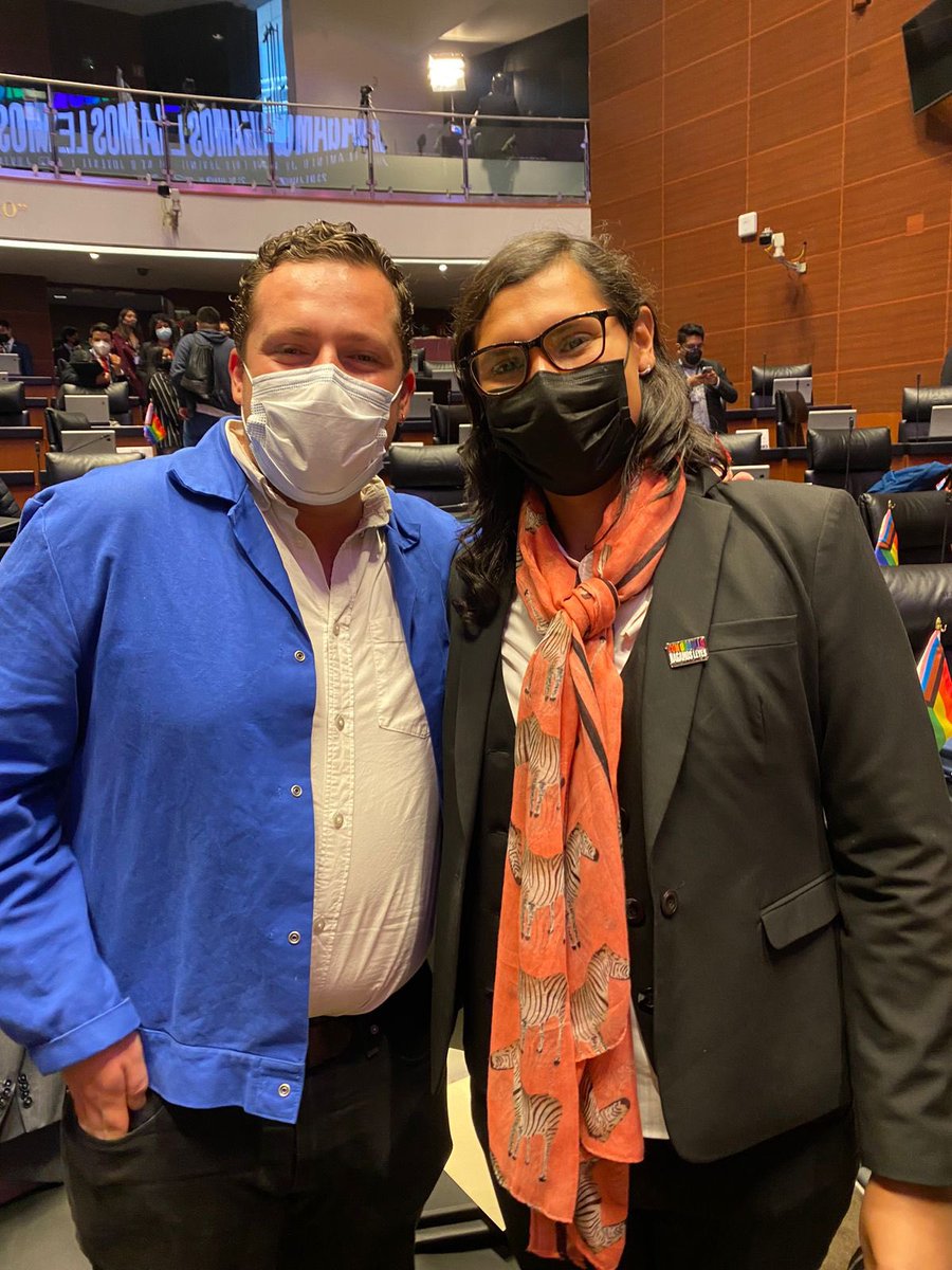 YaajMexico's tweet photo. 📍 Militando desde el partido naranja, Fernanda Félix simboliza la importancia de la visibilidad y la representación política de nuestras comunidades históricamente vulneradas por el cisheteropatriarcado. Su enfoque en los derechos de las personas trans y su participación activa en la política, subrayan la urgencia de tener voces diversas en espacios de toma de decisiones. La Diputada Fernanda @soylafers_ demuestra con su ejemplo que la política puede y debe ser un instrumento de cambio y que es posible hacerla conforme a una línea de derechos humanos. ENHORABUENAAAAA ❤️‍🩹