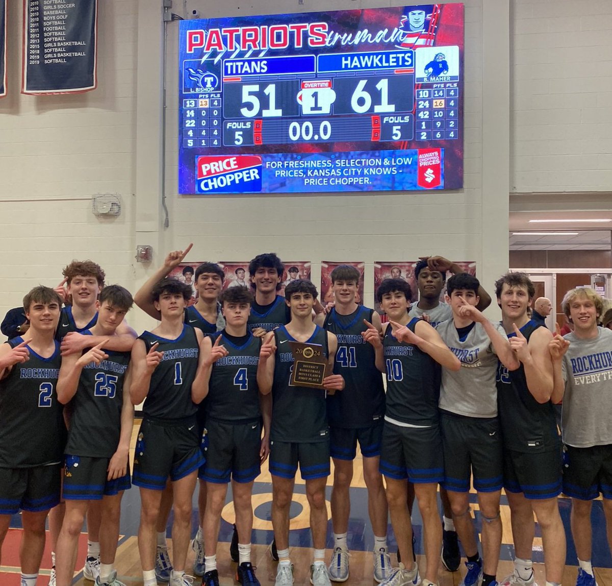 Proud of these guys. Rockhurst beats Lee's Summit West in 2OT and gets district championship. Hard earned success for <a href="/braden_lamley/">Braden Lamley</a> <a href="/cooperscott359/">Cooper Scott</a> <a href="/Lukke_Johnson/">Luke Johnson</a> <a href="/LamleyNathan/">Nathan Lamley</a>