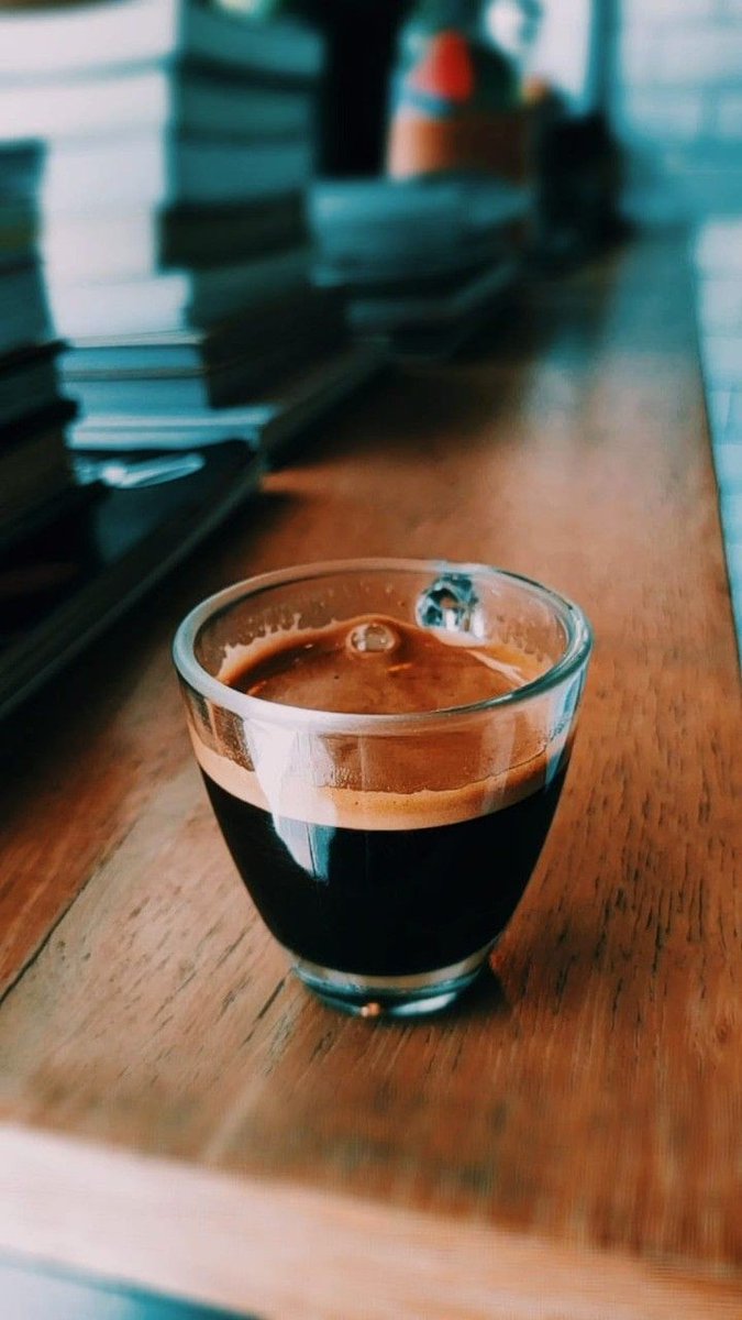 لنكن أرقى من أن نجمع ذنوباً مصدرها مُراقبة الناس..
أو الحديث عنهم أو التنصّت لمعرفة أسرارهم..
وإن إنجبرنا أن نرى أو نسمع وجبَ علينا الستر..
#صباح_الخير_والسعاده