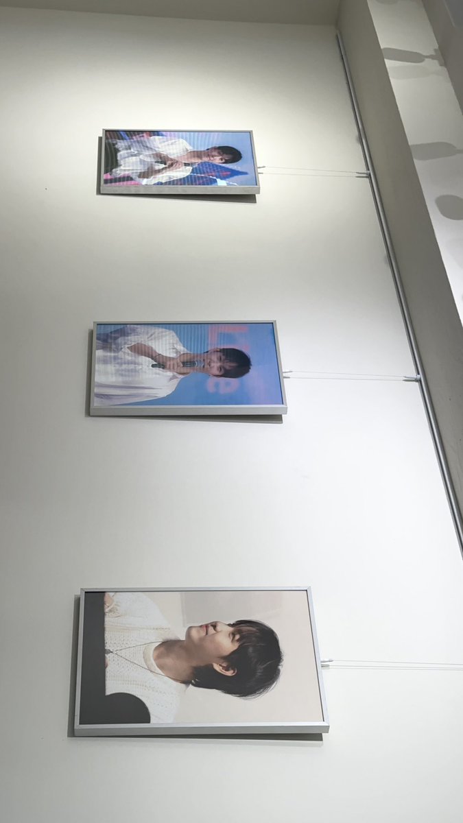 MYGRAVITYSIK's tweet photo. 𝟮𝟬𝟮𝟰 𝗛𝗬𝗨𝗡𝗦𝗜𝗞 𝗕𝗜𝗥𝗧𝗛𝗗𝗔𝗬 𝗖𝗔𝗙𝗘 𝗘𝗩𝗘𝗡𝗧

 「 𝙊𝙪𝙧 𝙀𝙣𝙙𝙡𝙚𝙨𝙨 𝘿𝙞𝙫𝙚𝙧  」

🪼 D - DAY 현장 🪼

임현식 생일카페 오픈했습니다🩶

#OUR_ENDLESS_DIVER
#더찬란히빛나는널위해 https://t.co/GzbJf8vKLe