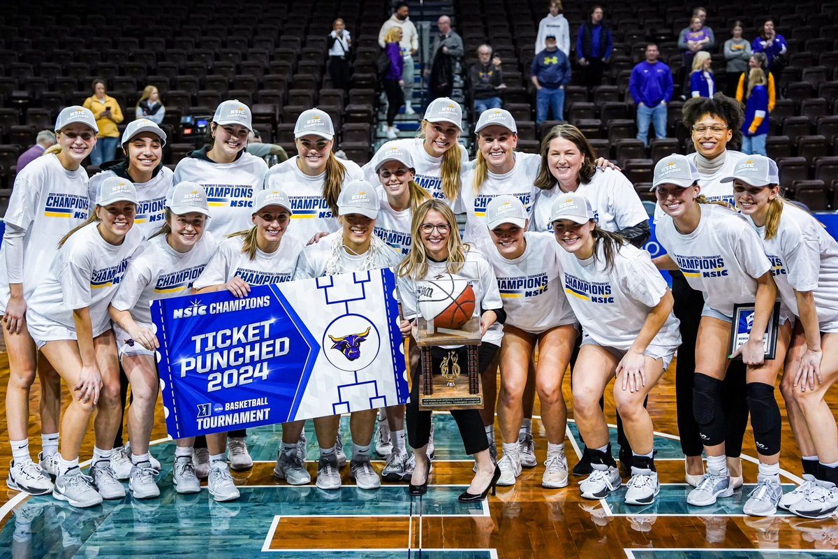 🏆 CHAMPS 🏆

<a href="/MinnStWBB/">MSUMavericksWBB</a> comes out on top during the <a href="/NorthernSunConf/">NSIC</a> 2023-24 women’s championship game against <a href="/UMaryWomenBball/">UMary Women’s Basketball</a>, 89-74. 

Congratulations! #SanfordSports