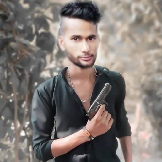 KreatelyMedia's tweet photo. Md Rahmat Ali from Chapra, Bihar is posting derogatory songs about Hindu Girls

He also morphed the video of Yogi Adityanath https://t.co/h6ZgmbORKL