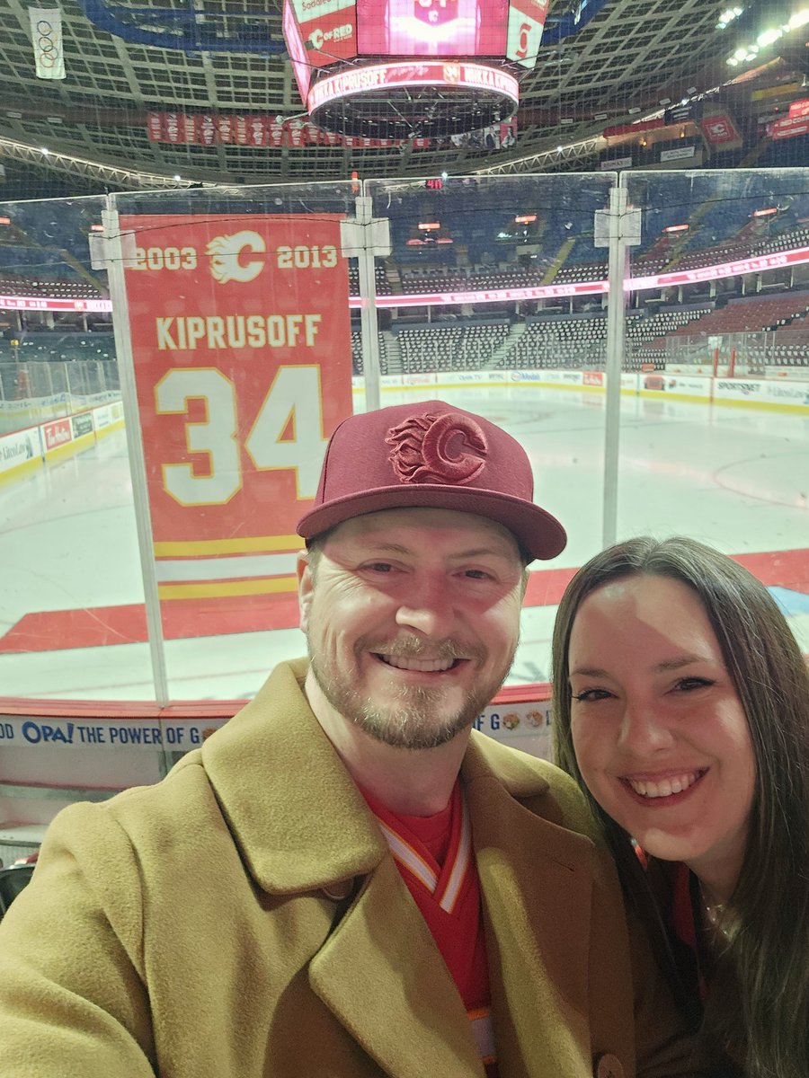 CDAinsworth's tweet image. Awesome experience today at the Dome! Even had the pleaseure of meeting the legend @RickTulsie who is simply one of the best humans around. Thanks for taking the time Rick. 🔥 @NHLFlames #Kipper