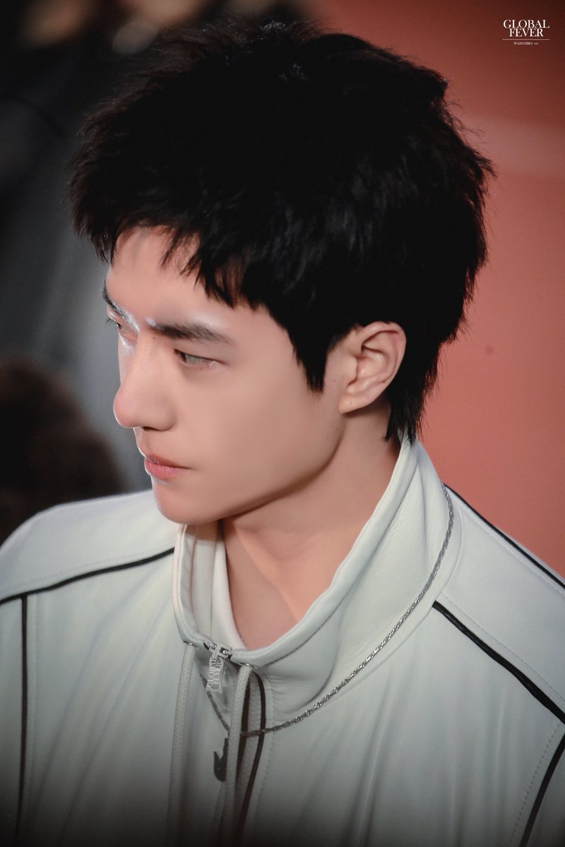wxyzybxz's tweet photo. 240305 Wang Yibo at Lacoste PFW Fall/Winter 2024 Show

Youth Lacoste 🐊

cr GlobalFever全球热丨0805x1005
FASHION ICON WANG YIBO
#WangYibo_LacosteFW24
#LacosteFW24 https://t.co/EvRVse4hV8