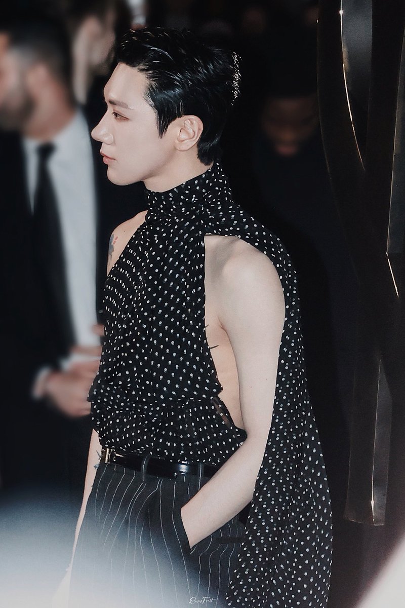 🥀
#TEN #李永钦 #텐 #TENLEE #เตนล์  #テン
#YSL #SaintLaurent 
#TENxSaintLaurent #SaintLaurentxTEN