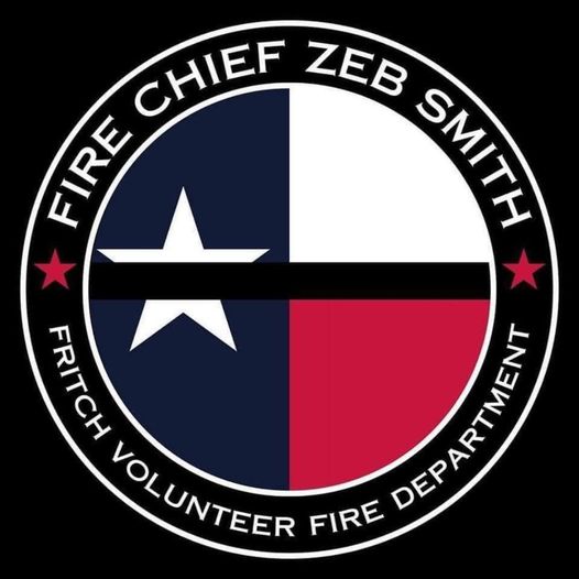 nanana365media's tweet image. 🔴USA 🇺🇸| #Texasfire : un chef des pompiers du #Texas décède en pleine bataille contre les incendies historique que vit cet Etat 🇺🇸. Zeb #Smith, 40 ans, est décédé mardi alors qu'il combattait l'incendie d'une maison à #Fritch, petite ville parmi les plus durement touchées...1/2