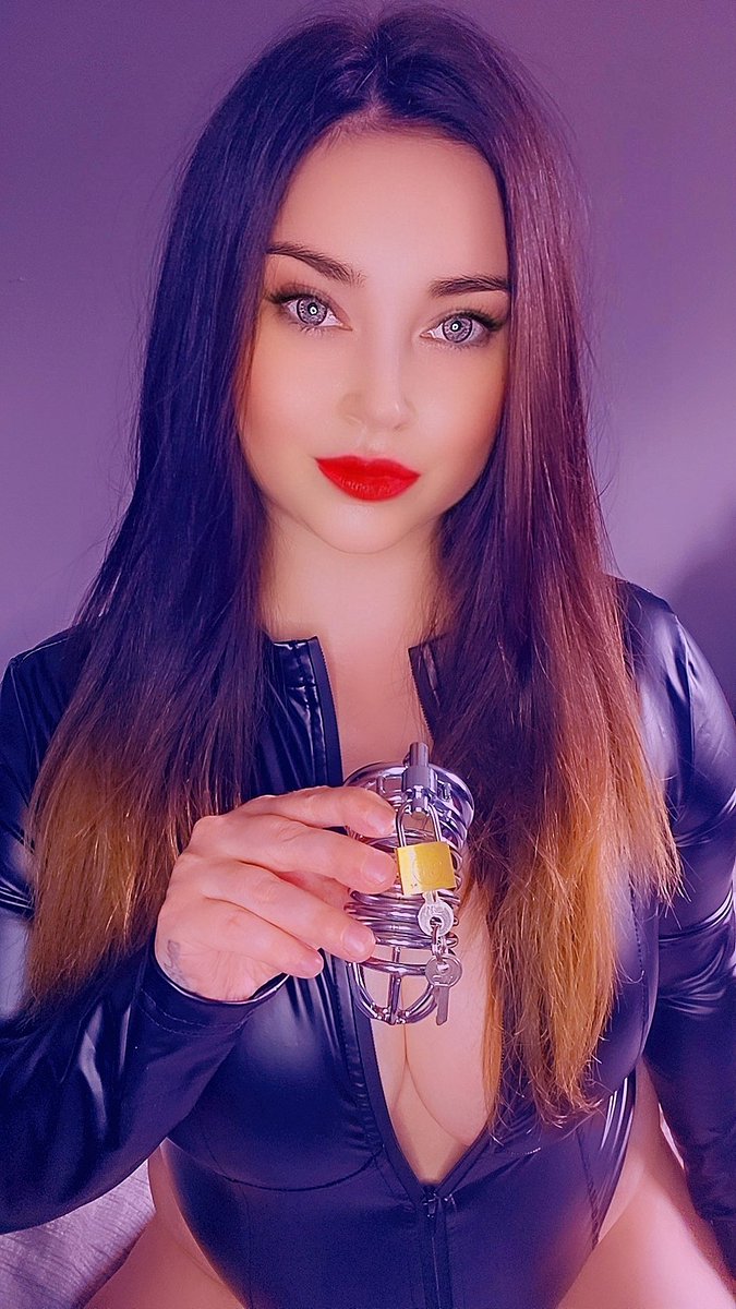 catiefoxx's tweet photo. I control your, cock and your wallet.

I control every aspect of your life.

You'd be lucky to be allowed to  serve a Goddess like me. 

Findom Femdom Latex https://t.co/pAaCSubbPg