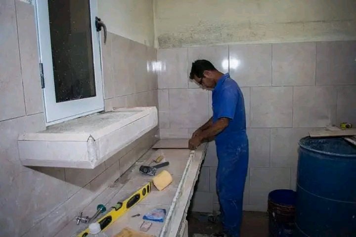 #AmorInfinito es el que impulsa a un grupo de empresas con sus cuadros y trabajadores para realizar acciones constructivas y de mantenimiento al Hospital Carlos Manuel de Céspedes en #ProvinciaGranma.

#LaPremisaEsHacer, con #GenteQueSuma lo imposible se hace posible.