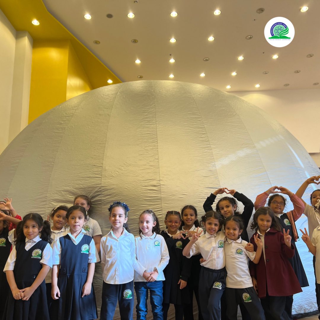 استضافت مدارس رضوى العالمية القبة الكونية (The Cosmic Dome) 
لخلق الوعي لدى الطلاب والفهم للعلوم الفلكية باستخدام نظام عرض متطور.