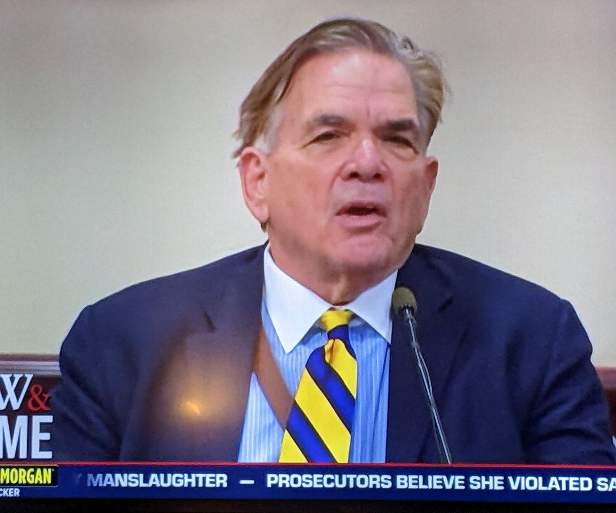 thelildetective's tweet photo. I can't even with this guy. #HannahGutierrez #RustTrial https://t.co/jDIijrzRfB