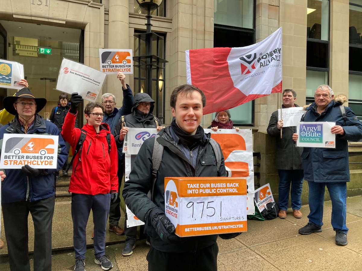 BetterBusesSPT's tweet photo. Great turnout for our petition hand-in at @SPTcorporate this morning👏

We submitted 9,751 or your signatures to Vice Chair @Cllr_Alan_Moir demanding that SPT move forward with taking our region's buses back into Public Control

You can still sign here👇
✍️https://t.co/Ot4bHMMh2o https://t.co/zCmXNynq6D