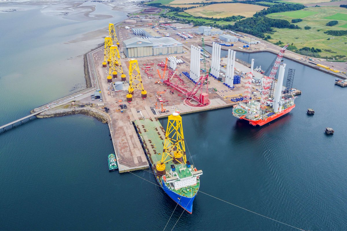 📢 £24.5m funding announced to secure £350m inward investment project

Sumitomo Electric is planning to establish major operations in our region. The project will create around 330 jobs in Scotland over the next ten years.

Read more 👇
ow.ly/MHP950QH1Fa

<a href="/scotgov/">Scottish Government</a> <a href="/scotent/">Scottish Enterprise</a>