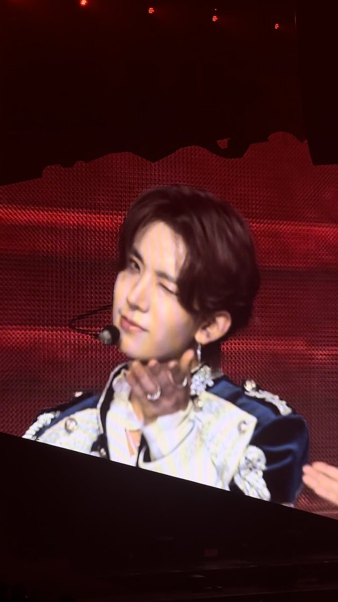 heeseungcokr's tweet photo. THE WINK MASTER HEESEUNG!!! 😉  https://t.co/sIhUkDHjOx