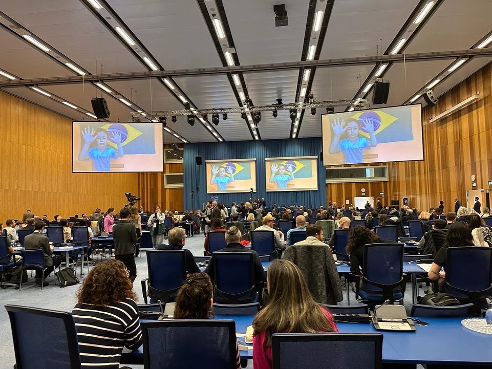 Bom dia diretamente da sede da ONU em Viena, na Austria, debatendo Educação Inclusiva e Tecnologias da informação e comunicação.

Estamos na “Zero Project Conference”, encontro global único de inovação para a inclusão.

Acompanhe no YouTube da @zeroprojectorg 

 #ZeroCon24