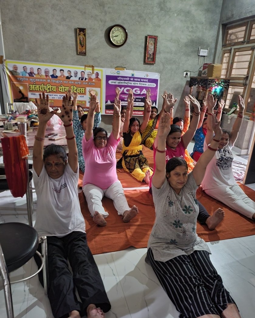 @dintya15 @dintya15 @MohdSul05455469 @moayush all ready yoga clasess old age women in my village center