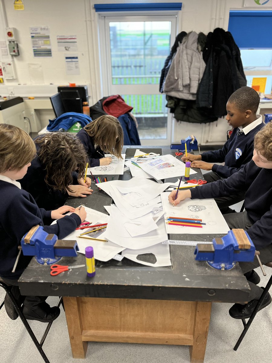 BCA_Transition's tweet image. Beamont Primary were fantastic today. The start of a new project. They will design and make their own day of the dead character. Including electronic components…how exciting!Love it when the students get so into a project! @BCAWarrington @BCA_STEM @FablabWarrBCA #etextile #stem