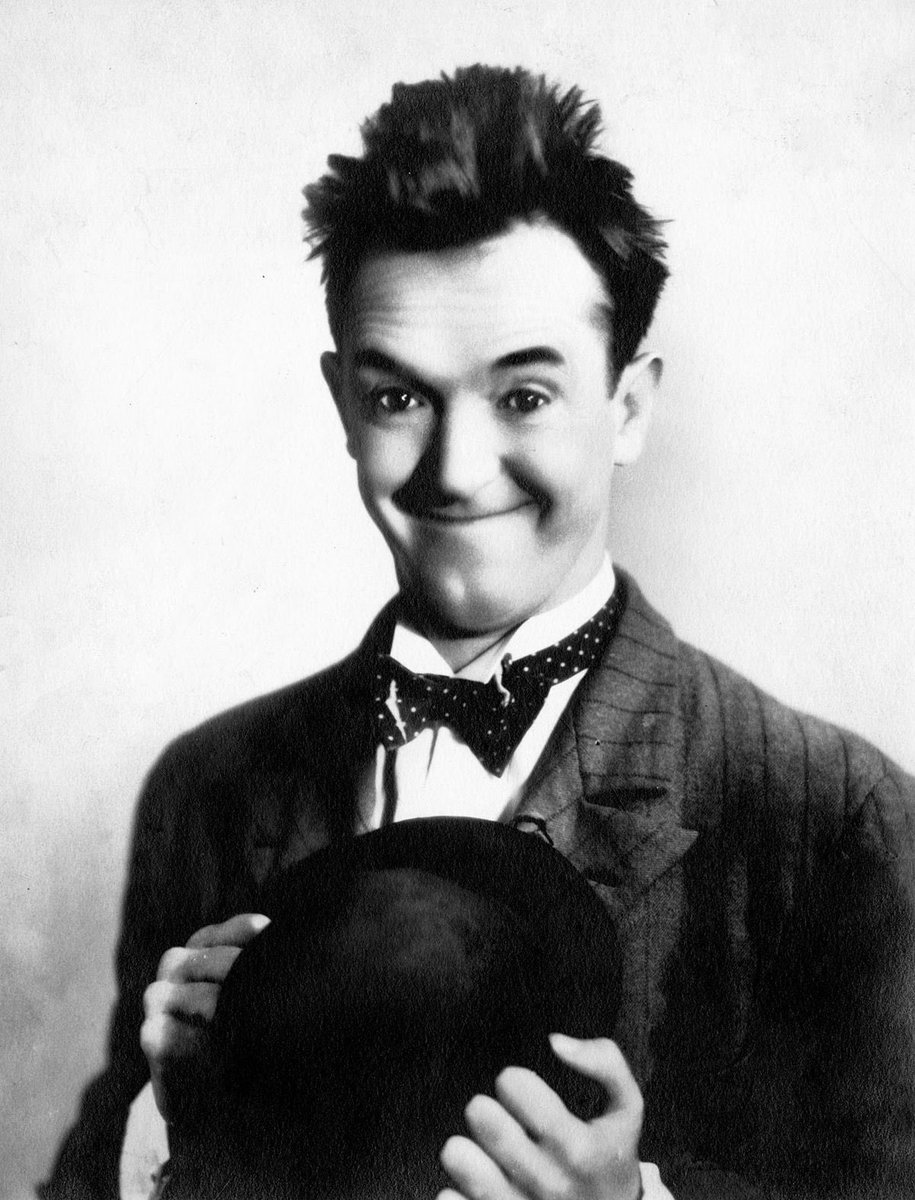 Stan_And_Ollie's tweet photo. Remembering the great Stan Laurel who passed away on this day in 1965. #LaurelAndHardy https://t.co/aSsvCBSe9h