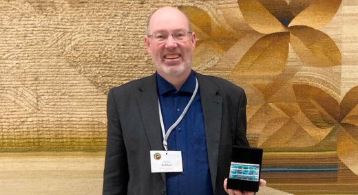 CMEC (@macroecology) on Twitter photo Last month, Prof. <a href="/Carsten_Rahbek/">Carsten Rahbek</a> received the Distinguished Fellow Award <a href="/Biogeography/">The International Biogeography Society</a>'s Biennial Conference in Prague based on Rahbek’s years of scientific contributions within the field of biogeography 👏🌎Read more: macroecology.ku.dk/news/2024/cars… Last month, Prof. <a href="/Carsten_Rahbek/">Carsten Rahbek</a> received the Distinguished Fellow Award <a href="/Biogeography/">The International Biogeography Society</a>'s Biennial Conference in Prague based on Rahbek’s years of scientific contributions within the field of biogeography 👏🌎Read more: macroecology.ku.dk/news/2024/cars…
