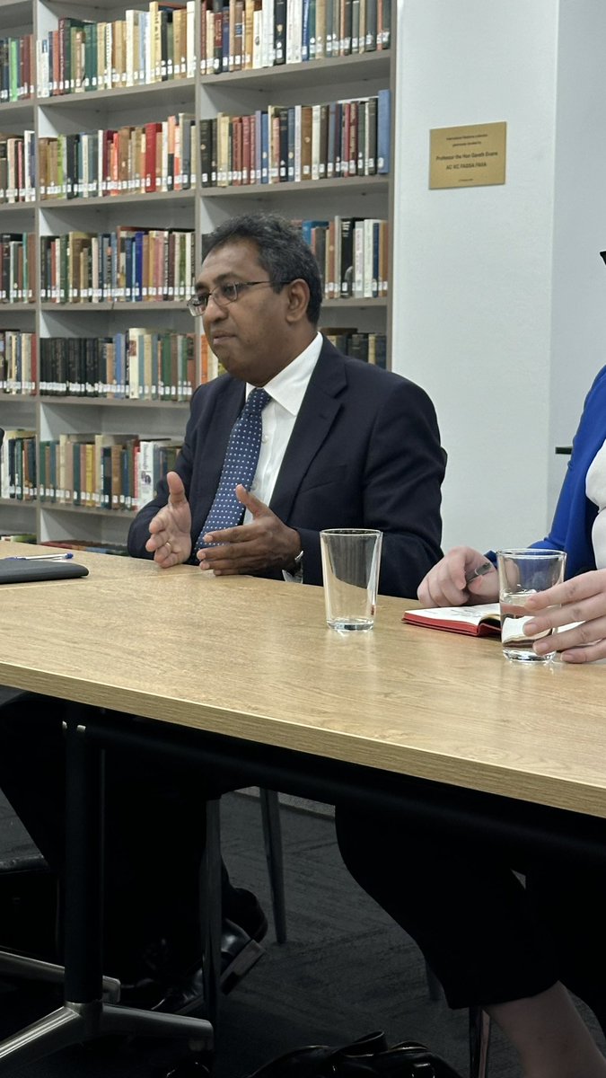 Today I was delighted to welcome the Hon @HarshadeSilvaMP, to the newly inaugurated headquarters of @AIIAVIC for a stimulating and excellent roundtable discussion today.

I greatly valued the opportunity and to partake in the enriching exchange of conversations.