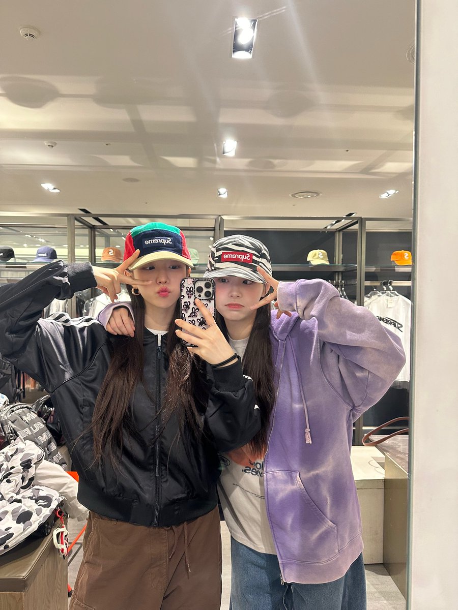 WOOAH 우아 tweet media