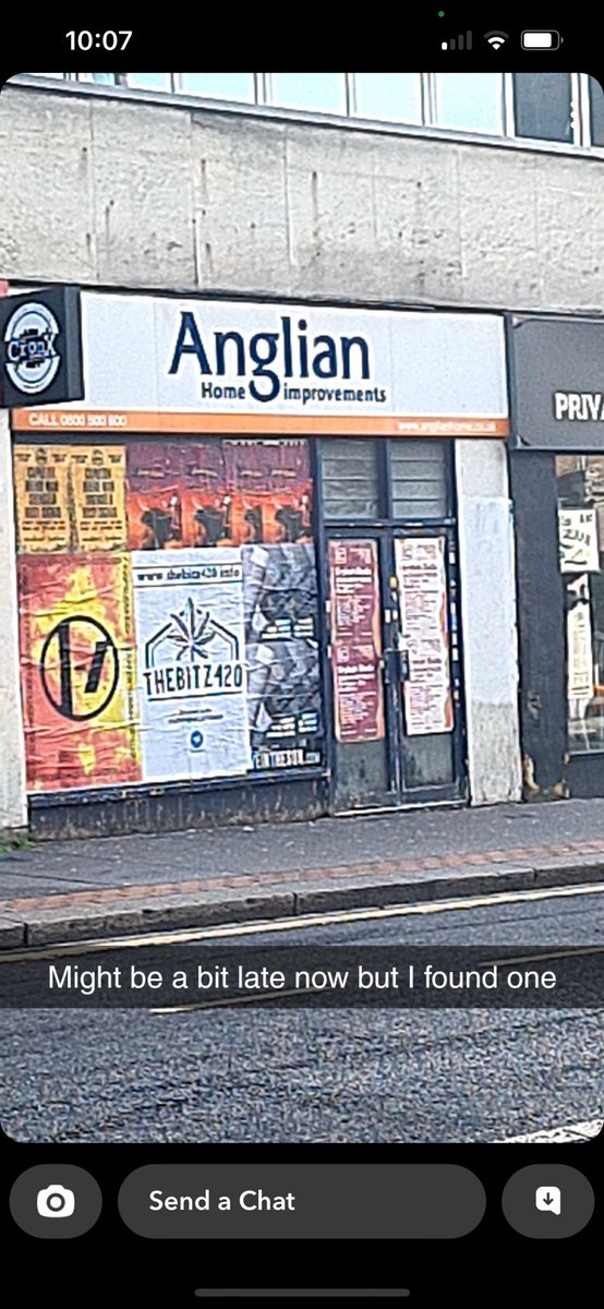 cha0tic_dreamer's tweet photo. Another poster spotted by my friend in Croydon, High St (UK)! @findingryanc @TOPUPDATERS #twentyonepilots #twentyonepilotsposters #top #topuk #twentyonepilotsuk https://t.co/jGVUvGVHqm