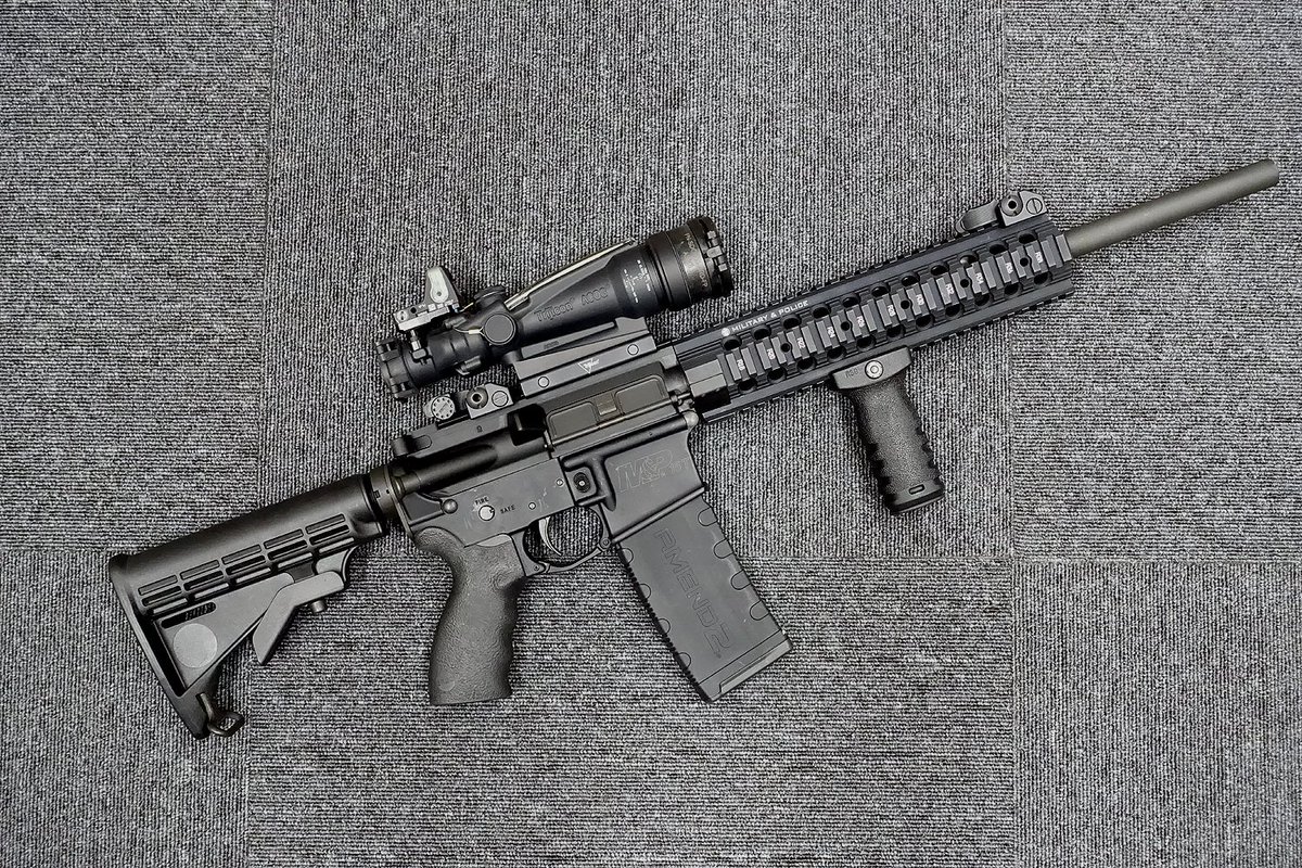 weapon gun no humans rifle assault rifle greyscale monochrome  illustration images