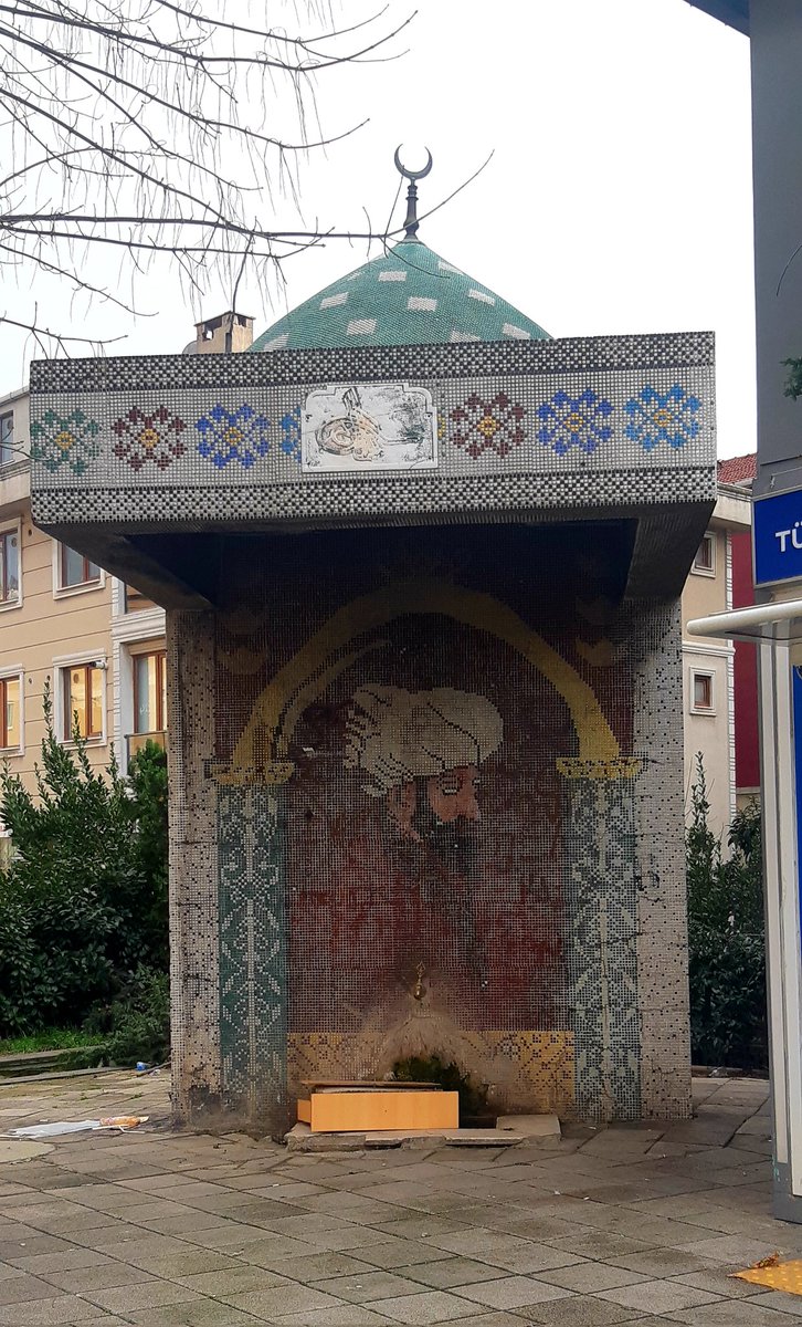 📢📣‼YAZIKLAR OLSUN‼İÇERENKÖY Mah. bağlı İNONU Mah. girişinde KAYIŞDAG SUYU nun akmasi icin yapilan bu HAYRAT çeşmeden YAPILDIGINDA KAYIŞDAĞI  SUYU AKMASINA RAGMEN simdi TERKOS SUYU AKIYOR❓ Bakımsızlık ve pislik içinde <a href="/atasehirbld/">Ataşehir Belediyesi</a> 
<a href="/ekrem_imamoglu/">Ekrem İmamoğlu</a> 
<a href="/IstanbulBelTr/">İstanbul Belediyesi</a> 
<a href="/nowhaber/">NOW HABER</a>