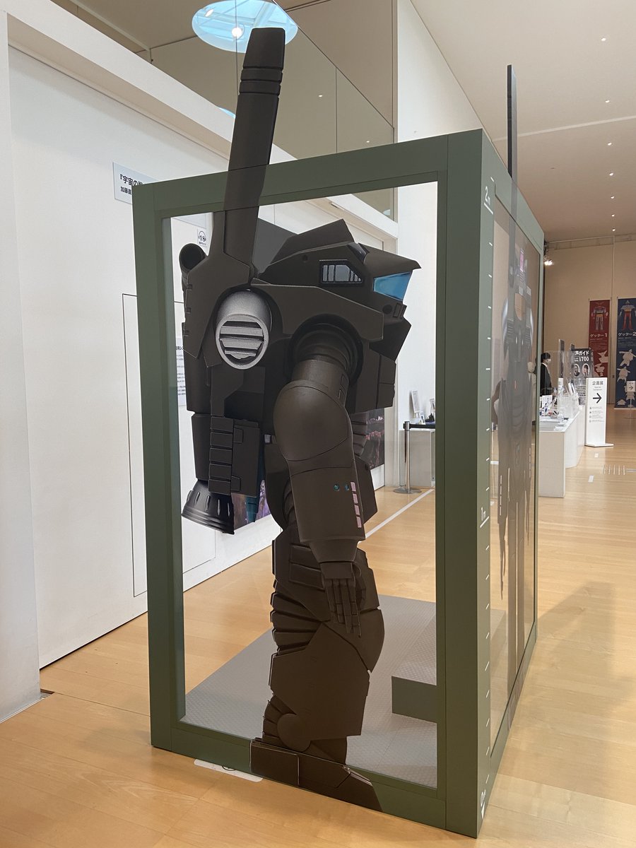 「#横須賀美術館 で日本の巨大ロボット群像展を見ました。あれは何歳の頃だったか?初」|St.ｺﾞﾄｰ ﾀｹｦのイラスト