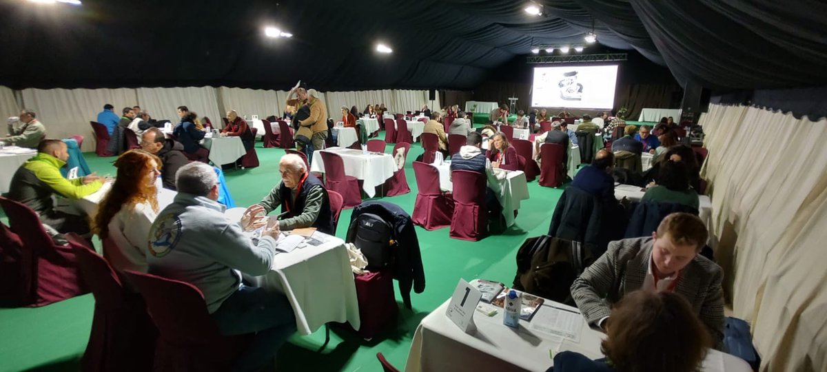 #FIO2024 lleva desde las 9:00h con multitud de reuniones entre profesionales especializados en turismo ornitológico y naturaleza, de España, Reino Unido, Holanda, Alemania, Francia, Portugal, Irlanda, Bélgica, Italia, EEUU, Dinamarca, Finlandia, Suecia, Suiza, Austria y Noruega.