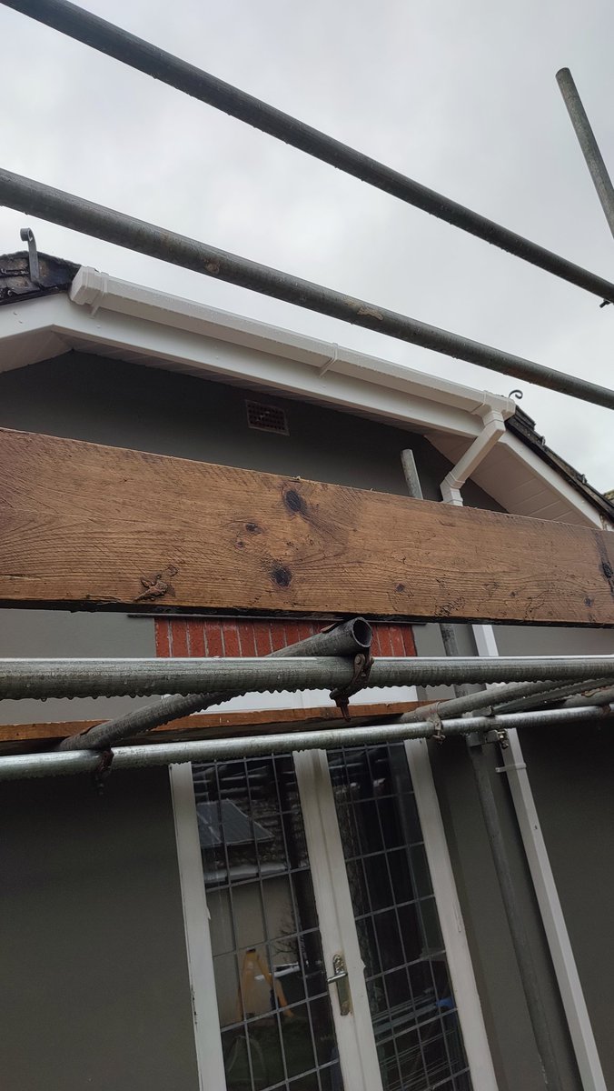 Windows Of Distinction tweet media