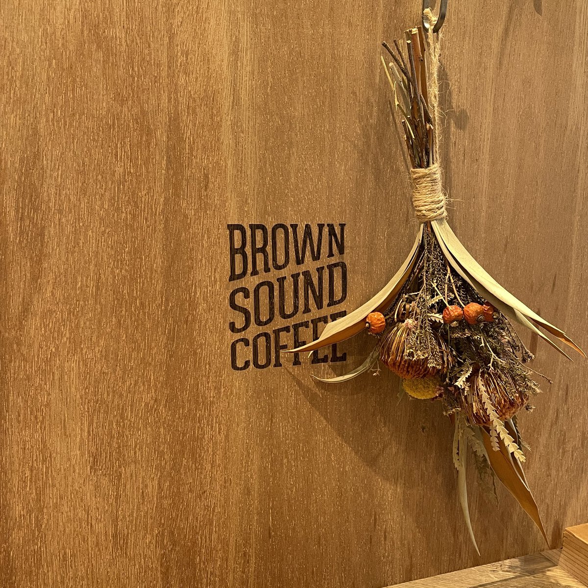 yu1102to's tweet photo. Brown 4枚たまった https://t.co/EEITslmzlv