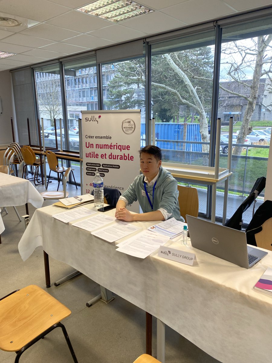 SullyGroup's tweet image. Sully #Lyon au Forum des Métiers de l&apos;#Informatique à l&apos;@UnivLyon1 👩‍🎓👨‍🎓

Anthony Chargé de #Recrutement &amp;amp; Steven #Développeurweb, étaient présents pour présenter #SullyGroup et les offres d&apos;alternance.

#Relationsécoles #ServicesNumériques
