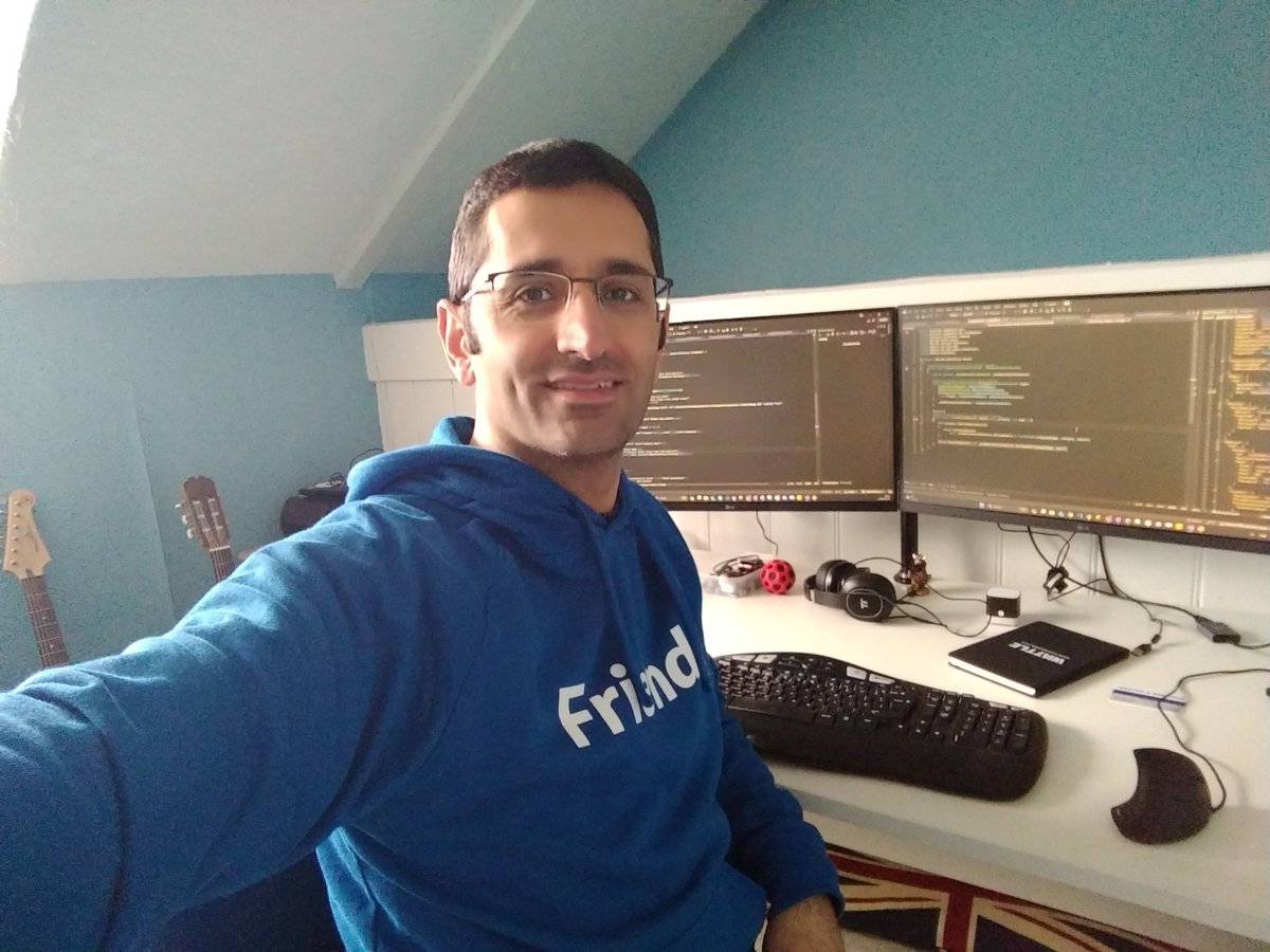 nurhakkaya14's tweet image. Happy #UmbracoTees day #Umbraco friends!
