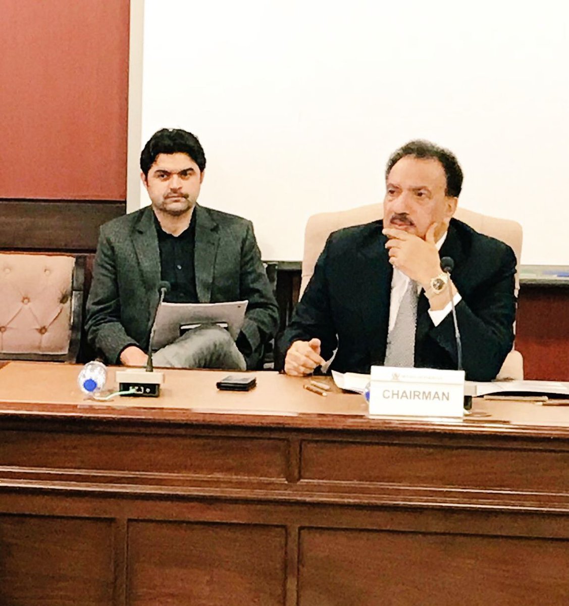 RiazToori's tweet photo. Today marks the 2nd death anniversary of my esteemed boss, the venerable former Interior Minister @SenRehmanMalik. His towering legacy of unwavering dedication, services, and unmatched love for our beloved country 🇵🇰  and its people resonates deeply within us. I dearly miss his presence, his unparalleled care, and the profound wisdom he imparted, which remains a beacon lighting our path. Forever indebted to his care, love, respect, and influence. Please take a moment to recite Surah e Fatiha for him. May his soul rest in peace.  #RememberingRehmanMalik #RIPRehmanMalik