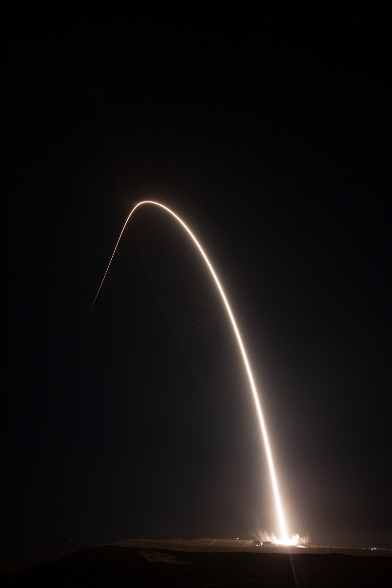 Falcon 9 launches 22 <a href="/Starlink/">Starlink</a> satellites from California