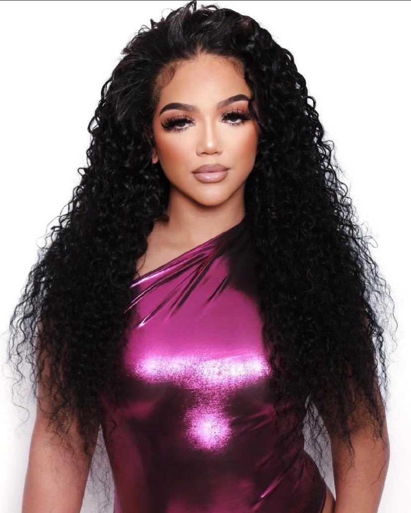 thevanitydoll_'s tweet photo. @nayyalli @thevanityallurebeauty on IG 💕 https://t.co/f7q7NH3qwR