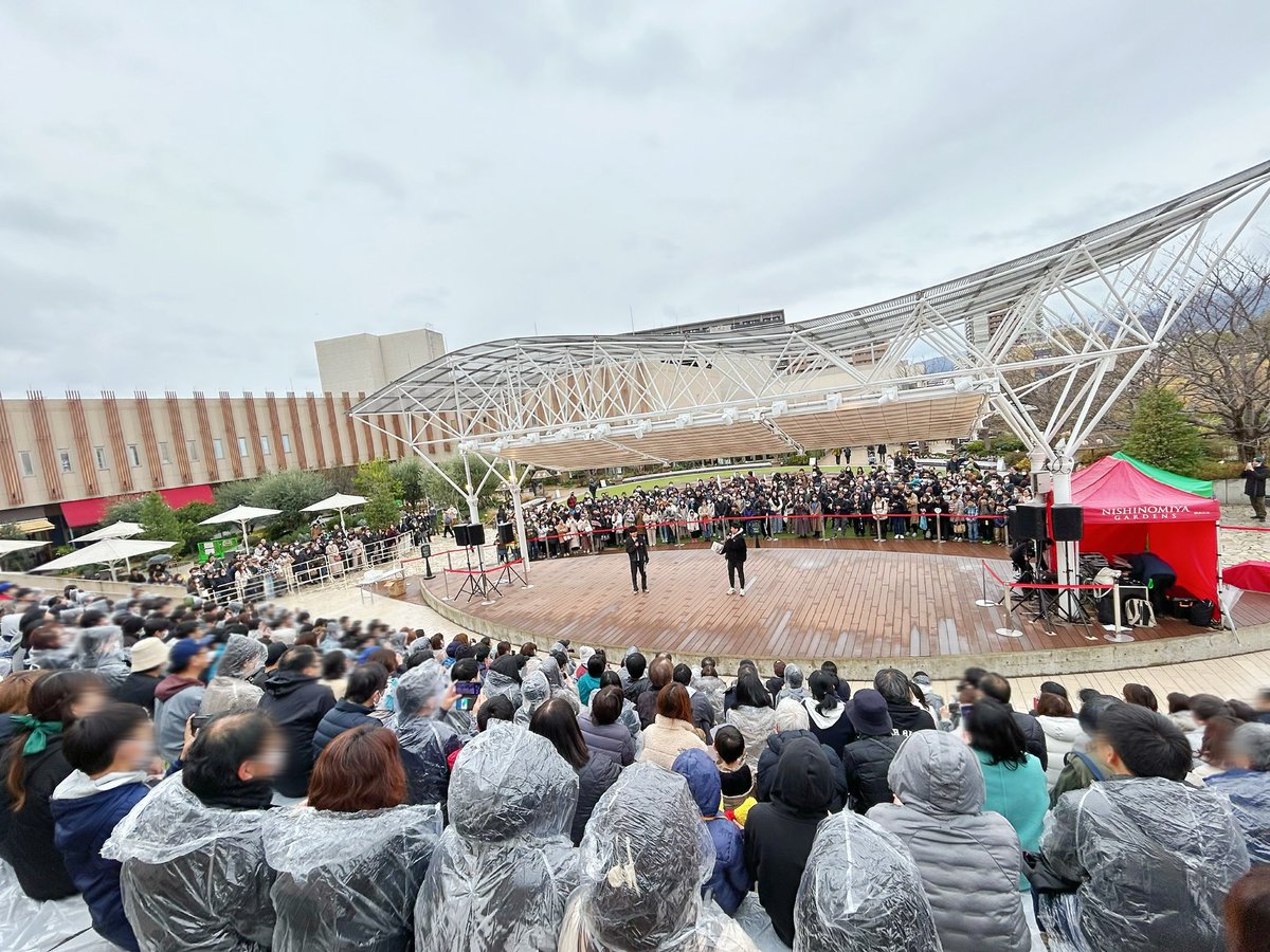 gardens_live's tweet photo. 交通系・旅人 エンタメ系YouTuber
西園寺×ZAKI

『西園寺がナビゲート！鉄道・バス・船を楽しむ本　関西版』発売記念トークショー
第1部

お越しくださいました皆様、
誠にありがとうございました！！ https://t.co/T0m3a95Jud