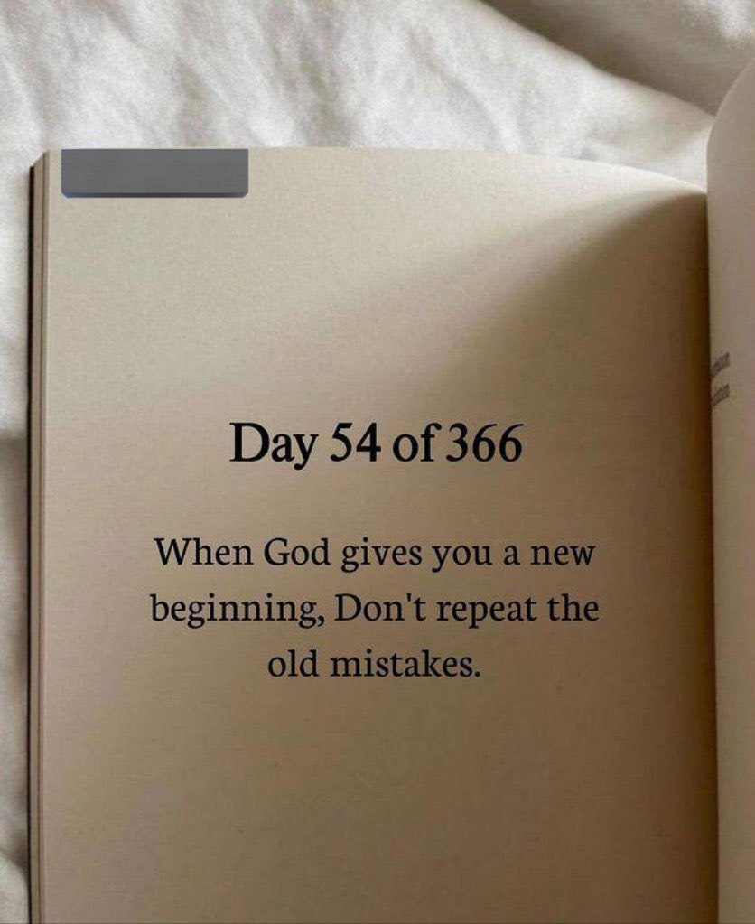 _adomAsante's tweet photo. Day 54 of 366

When God gives you a new begginning, Don’t repeat the old mistakes https://t.co/8TlepWNKWY