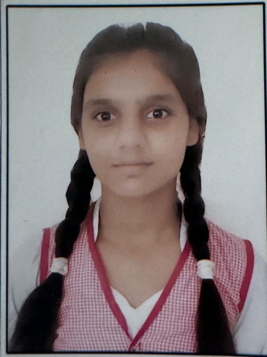 Rakesh_baghel1's tweet photo. देश की होनिहार बेटी तमन्ना बघेल पुत्री रामवतार सिंह बघेल जिसकी उम्र क़रीब 18 वर्ष निवासी पुष्पविहार कॉलोनी नाऊ की सराय ,टेडीबगिया थाना- खन्दौली आगरा,, Bsc प्रथम वर्ष की छात्रा को कलुआ उर्फ़ मनोज ने छेड़खानी की और ज़बरज़स्ती करने से मना करने पर तमन्ना को जान से मार दिया https://t.co/eNVp2rnnGA