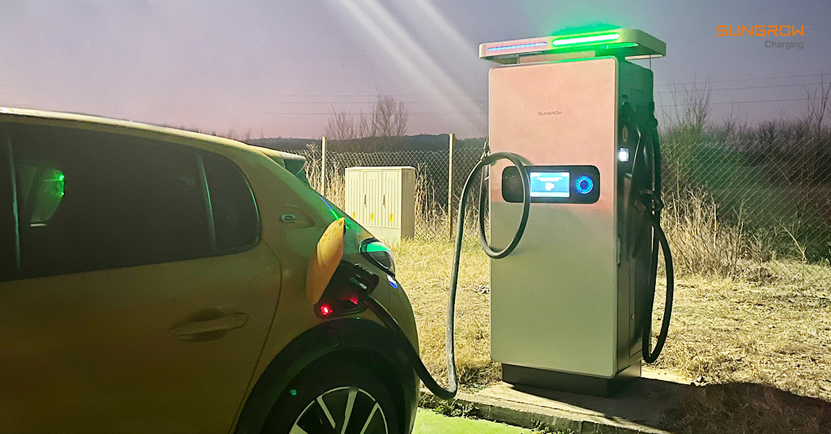Sungrow_Power's tweet photo. We are proud to announce the #firstlanding of Sungrow 180kW Integrated DC Fast Charger in #Bulgaria highways, bringing electrifying convenience to people's lives. This cutting-edge charger has been operating seamlessly and stably for several months!
#IDC180E https://t.co/nEbxl91qbY
