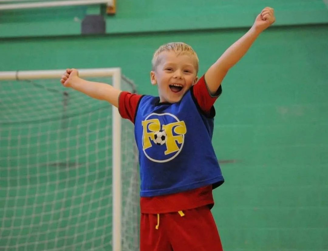😲 WOW WOW last night we reached a huge milestone of 300 children who attend our weekly programmes across Exeter and Cranbrook!

My team and I are proud to be able to put football on the doorstep of so many children and bring joy, football and fun to our wonderful community.
