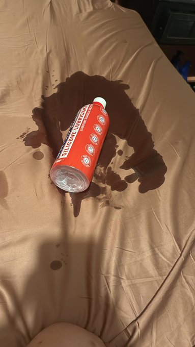 Complained about this before. Fuck you @SwissNavyPride. These sheets were expensive. https://t.co/fp
